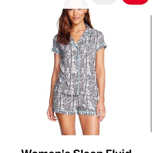 ISO Gilligan & O'Malley Black Cream Feather Geometric Sleep Fluid Pajama Shorts - Picture 4 of 6